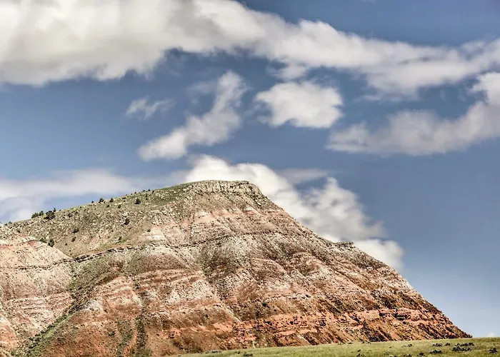 Idyllic Gem: Screened Porch, 1/2 Mi To River! Thermopolis